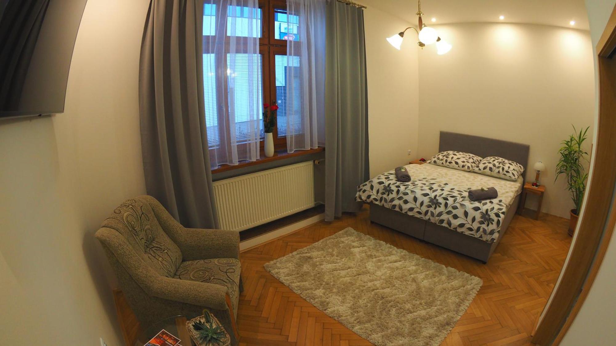 Hotel Britannia Vsetin Ngoại thất bức ảnh