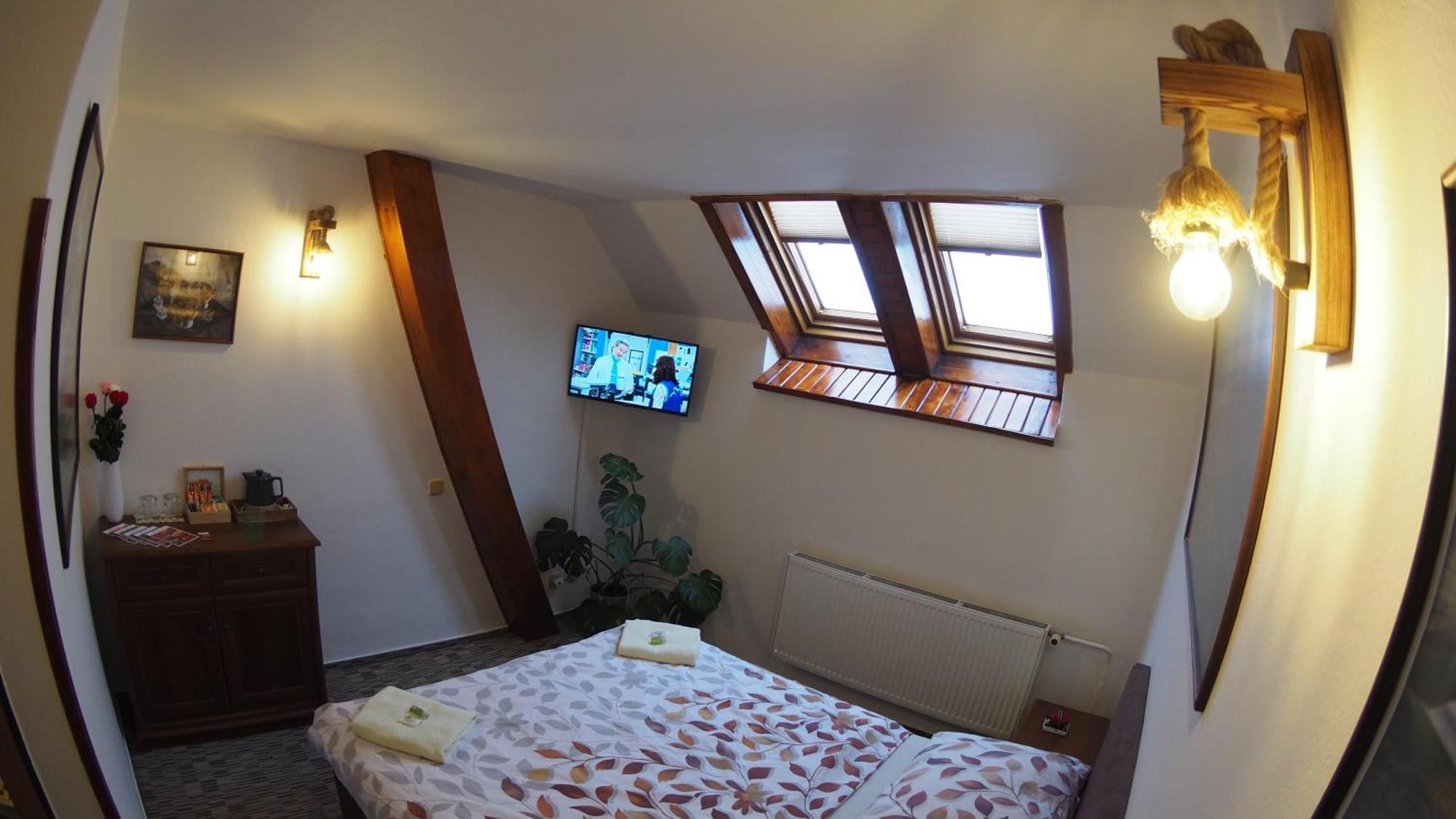Hotel Britannia Vsetin Ngoại thất bức ảnh